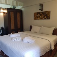 เรนฟอเรสท์ เรนฟอเรสท์รีสอร์ท