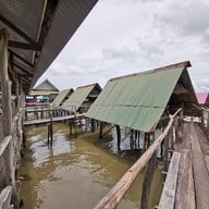 ตองสาม (333)