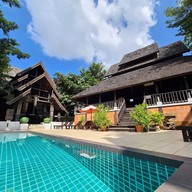 เรนฟอเรสท์ เรนฟอเรสท์รีสอร์ท