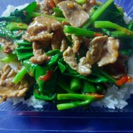 กะเพราแซ่บ