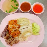 ข้าวมันไก่ตอนน้องออม
