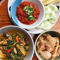 ร้านครัวยายทอง