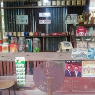 หน้าร้าน โกปี๊เดอเบียร์ กาแฟข้างวัดส่องคบ