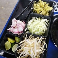 มากิ๋นกั๋น