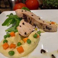 ฺBeyond The Bar Cafe & Restaurant