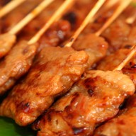 หมูปิ้งนายวิทย์ บ้านกอก