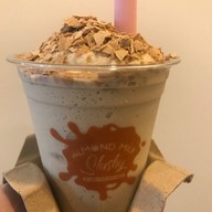 Own Your Own Fresh The EmQuartier