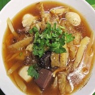 เมนูของร้าน ก๋วยจั๊บญวน ยายปราณี ตอนเย็น ข้าง7-11