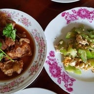 มิ่งหลี หน้าพระลาน