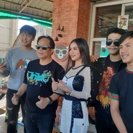 ก๋วยเตี๋ยวฮั้งเพ้งร้านเจ๊บุษ ถนนเก้ากิโล ปากซอยเขาน้ำซับ