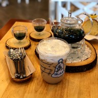 Bluebell เบเกอรี่ อาหารและเครื่องดื่ม บลูเบลล์