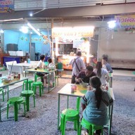 บะหมี่เกี๊ยว ร้านลุงเจียม ตลาดเวิ้งบางพระ