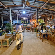 บรรยากาศ Sk Steak Bike .