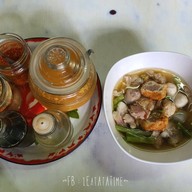เมนูของร้าน ก๋วยเตี๋ยวหางหมู สูตรดั้งเดิม สงขลา