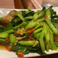 บ้านอาจารย์