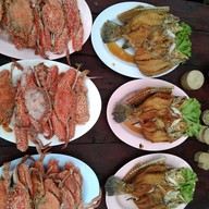 ร้านเจ้โสภาซีฟู้ดหาดแม่รำพึง