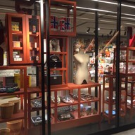 บรรยากาศ CENTRAL : The Original Store