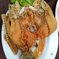 ร้านเจ้โสภาซีฟู้ดหาดแม่รำพึง