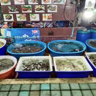 ร้านเจ้โสภาซีฟู้ดหาดแม่รำพึง