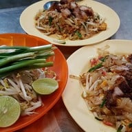 ผัดไทหมูกรอบ มาลัยแมน