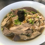 ก๋วยเตี๋ยวเป็ดตุ๋น ไพศาลโภชนา
