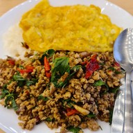 เมนูของร้าน ต้นกะเพรา แก่งคอย