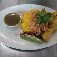 ก๋วยเตี๋ยวนายหมีประชาอุทิศ
