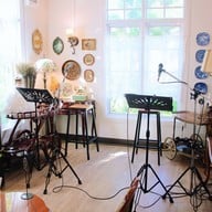 หน้าร้าน The Little House Cafe and Restaurant