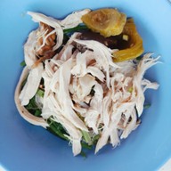 เมนูของร้าน ก๋วยเตี๋ยวไก่มะระ ตายงค์ คลอง 1 ธัญบุรี
