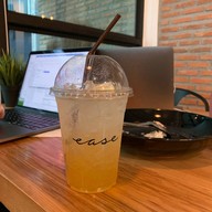 Ease Cafe&CoWorking Space