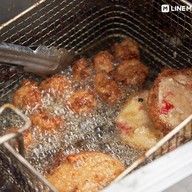 หมูทอดกอดพริก โลตัส โกเฟรช ติวานนท์ 25