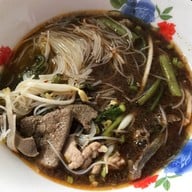 เมนูของร้าน ก๋วยเตี๋ยววัดใหญ่