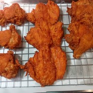 ไก่ทอดกระบี่   ตลาดไนท์มาร์เก็ต