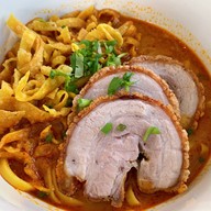 กิ๋นข้าวลำ Kin Khao Lam