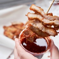 หมูทอดกอดพริก โลตัส โกเฟรช ติวานนท์ 25