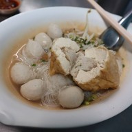 เมนูของร้าน ก๋วยเตี๋ยวไต้หวัน
