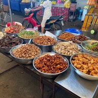 ข้าวเหนียวปากแดง