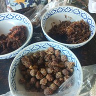 เมนูของร้าน ข้าวแช่แม่นิด