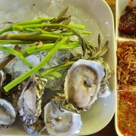 ร้านเจ้กาว ยำแซ่บ เทพา9