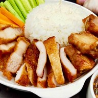 ข้าวหมูทอดอาหารตามสั่งครัวลุงปุ๊