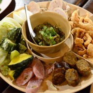 เมนูของร้าน หลู้ลำ รอบเวียง หลู้ลำ รอบเวียง