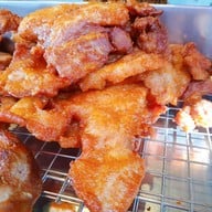 คุณเรียม เนื้อทอด หมูทอด ตลาดลุงเพิ่ม