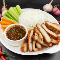 ข้าวหมูทอดอาหารตามสั่งครัวลุงปุ๊