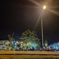 บรรยากาศ มู๋ทะริมน้ำ