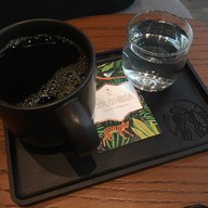 เมนูของร้าน Starbucks ไอคอนสยาม