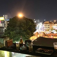 Improvise Panoramic Roof Bar