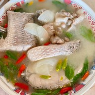 เมนูของร้าน เจ๊เพ็ญ อาหารตามสั่ง ปราณบุรี