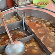 นิวเพ็ญจันทร์โภชนา เชียงใหม่