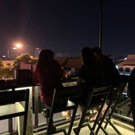 Improvise Panoramic Roof Bar