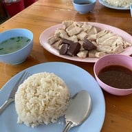 เมนูของร้าน ร้านข้าวมันไก่อ้วนโอชา สาขา 2